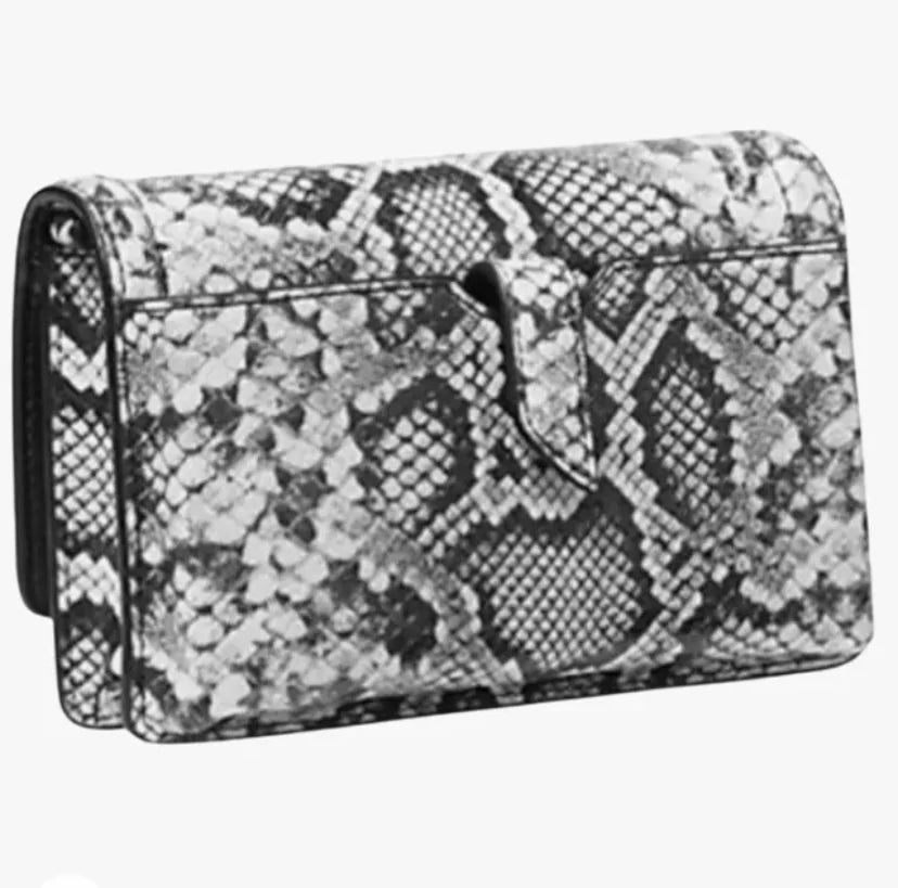 Michael Kors Jet Set Charm Small Black Crossbody