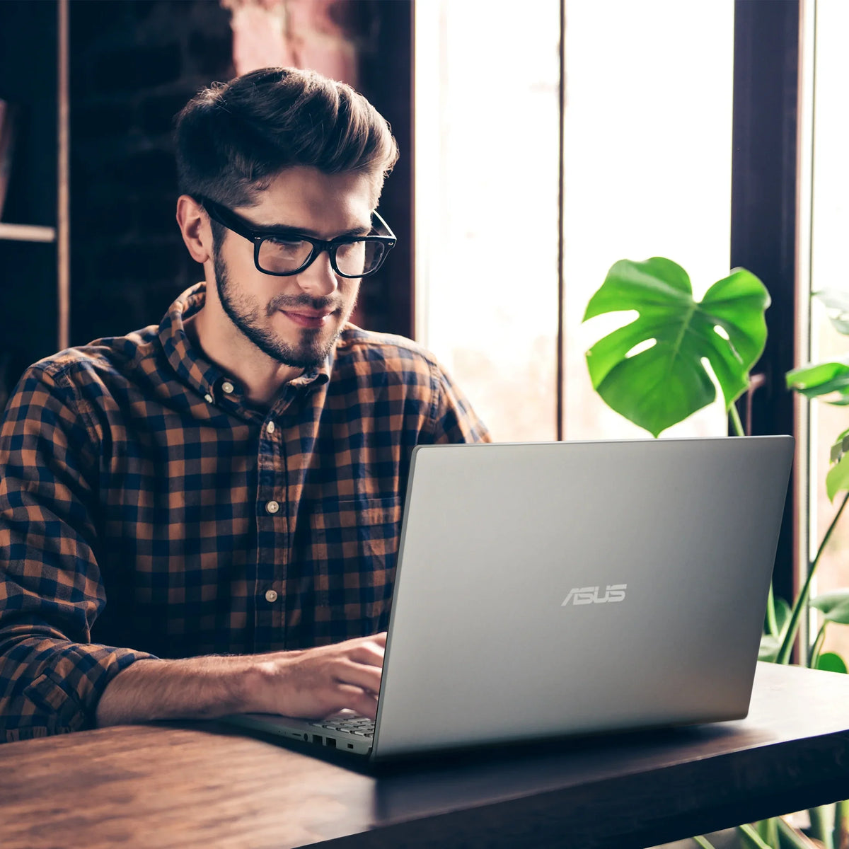 Restored ASUS Vivobook 15.6” FHD Touch PC Laptop, Intel Core i5-1135G7, 8GB, 512GB, Win 11 Home, F515EA-WH52 (Refurbished)