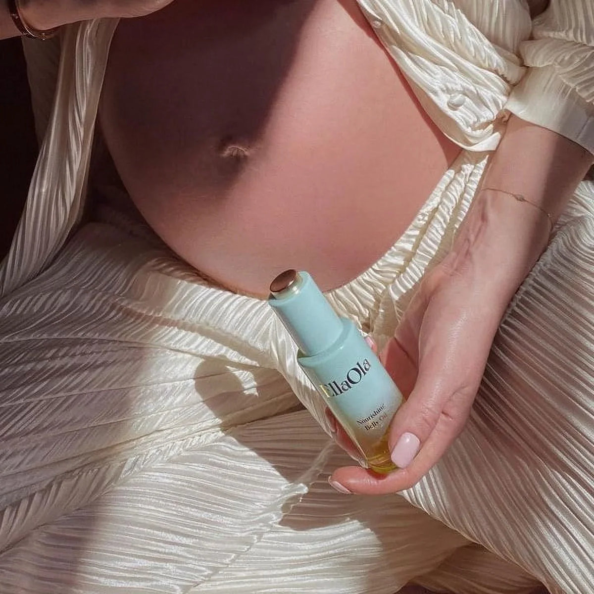 EllaOla Nourishing Belly Oil for stretch marks and to smooth, firm and brighten skin