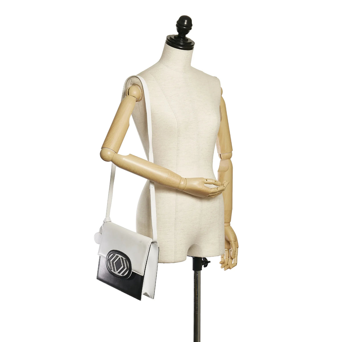 Pre-Owned Authenticated Valentino Crossbody Bag Calf Leather White Women (Good)
