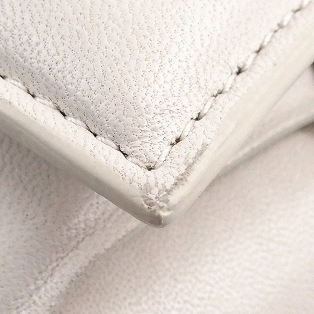 Pre-Owned Authenticated Bottega Veneta Padded Cassette Calf Leather White Shoulder Bag Unisex (Good)