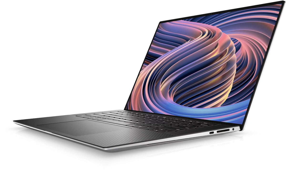 Restored Dell XPS 9520 Laptop (2022) | 15.6" HD | Core i7 - 4TB SSD - 64GB RAM - RTX 3050 | 14 Cores @ 4.7 GHz - 12th Gen CPU