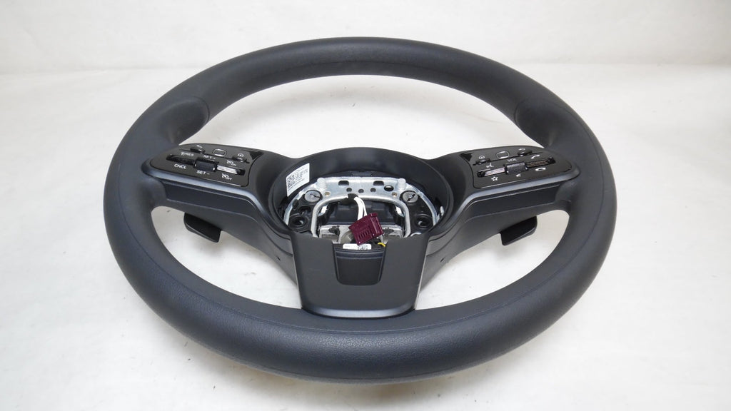Pre-Owned 23 Mercedes Sprinter 2500 Urethane Steering Wheel w/ Controls & Paddle Shift OEM (Good)