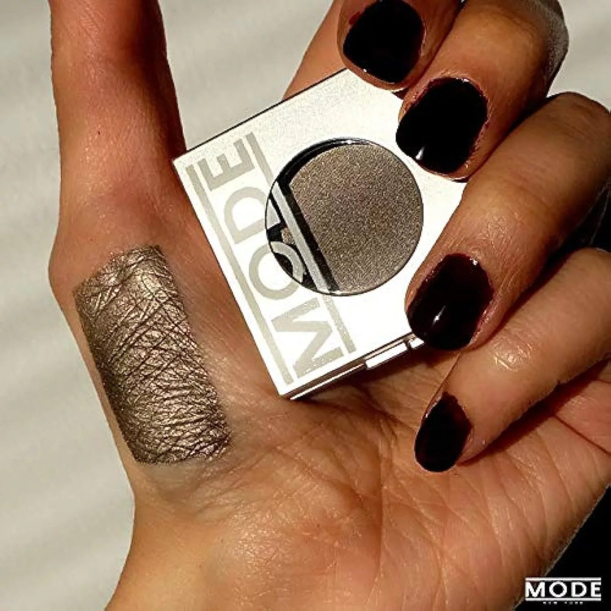 MODE Eyeshadow Absolute, High Pigment Long Wear Potent Color Natural Pressed Powder Eyeshadow Single Compact, Areni Noir and Pink Peony Vegan Skincare – THUNDER HEART – Gray Taupe Pear