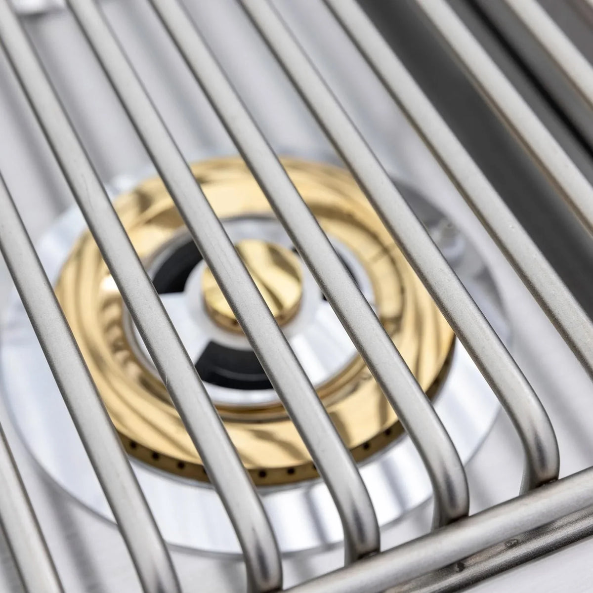 Blaze Premium LTE+ Natural Gas Stainless Steel Double Side Burner W/ Lid - BLZ-SB2-LTE3-NG